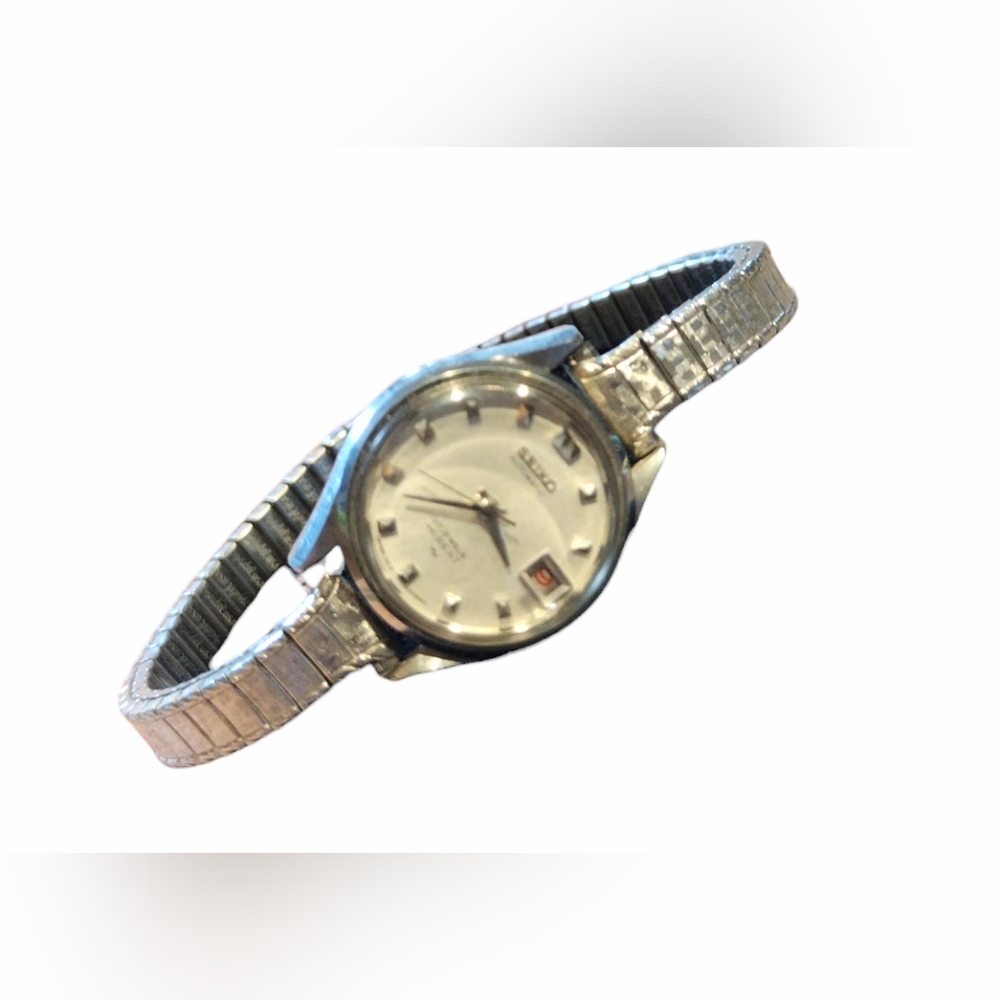 Seiko Ladies Watch - Picture 7 of 8